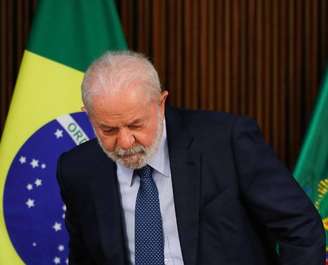Lula e governadores assinam 'Carta de Brasília' em defesa da democracia: 'Valor inegociável'