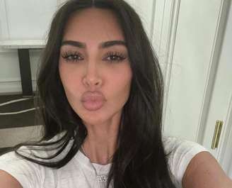 Segredo de beleza foi revelado pela socialite no episódio do reality show 'The Kardashians'