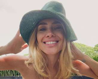 A atriz já chegou a ser convidada para ser rainha de bateria, mas negou a proposta