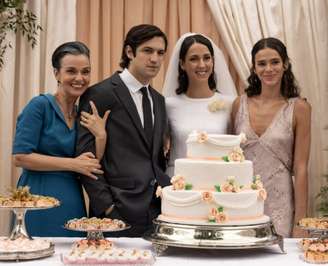 Primeira imagem divulgada da série 'Véspera', com Bruna Marquezine e Gabriel Leone