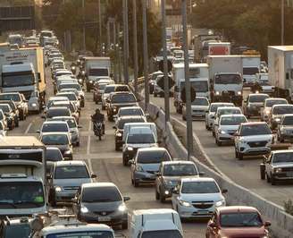 Marginal Tietê faz parte da região de rodízio de carros em São Paulo.