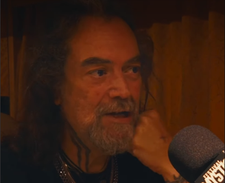 Max Cavalera relembra a ousadia de “Chaos A.D.” e explica mudança de rumo do Sepultura