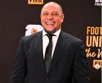 Roberto Carlos foi campeão do mundo com a seleção brasileira em 2002.