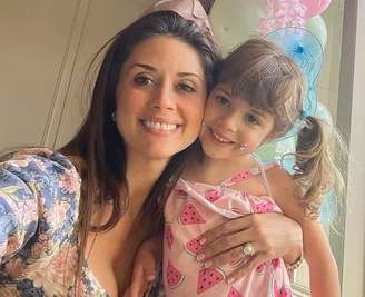 Mulher de 35 anos é suspeita de matar a filha e tirar a própria vida nos EUA
