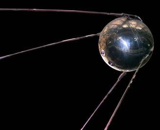 Há 60 anos, satélite Sputnik-1 encerrava sua missão espacial