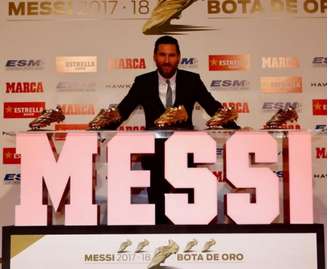 Messi recebeu seu quinto prêmio (Foto: Reprodução)