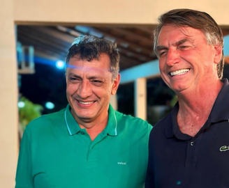 Chico Mendes e Bolsonaro posaram juntos em foto