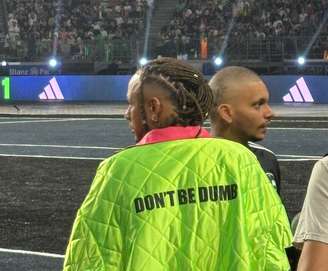 Cris Guedes conversa com Neymar antes de final Kings League