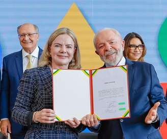 Lula diz que colocou 'mulher bonita' na articulação para ter boa relação com Motta e Alcolumbre