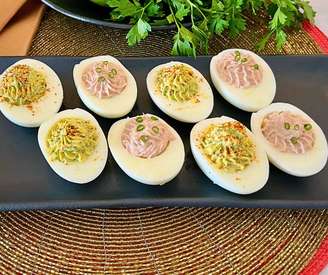 OVOS MIMOSA COM MAIONESE DE ATUM E SALSINHA