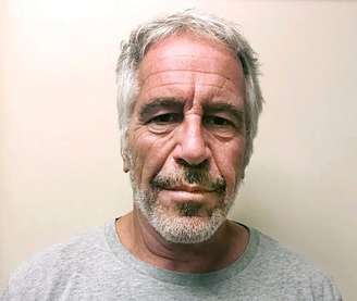 Tribunal de Nova York divulga suposta carta de suicídio de Jeffrey Epstein 