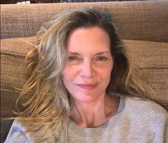 Michelle Pfeiffer, que completou 66 anos recentemente, segue emendando trabalhos. A mais nova empreitada da premiada atriz será é uma comédia natalina da Amazon.