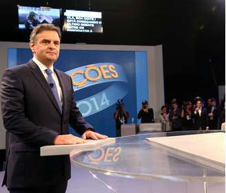 Aécio Neves (PSDB) durante debate na Rede Globo