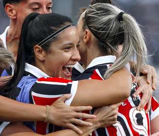 São Paulo sai na frente na final do Brasileirão Feminino. 