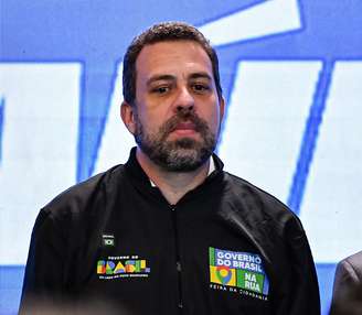 Guilherme Boulos em evento em São Paulo