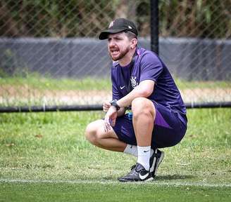 William Batista, treinador da equipe sub-20 do Corinthians