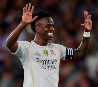 Vini Jr. celebra gol pelo Real Madrid durante o Campeonato Espanhol de 2025.