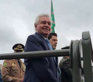 Caiado no desfile cívico-militar de 7 de Setembro em Goiânia