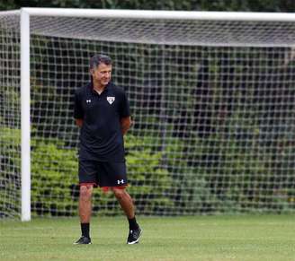 Osorio se ausentou do treino do São Paulo para viajar ao Paraguai e assistir a Guaraní x River Plate