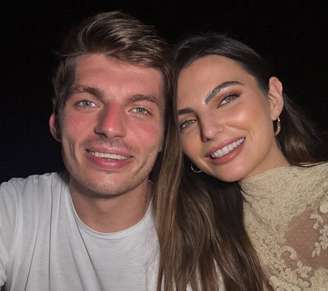 Max Verstappen celebra ano novo ao lado de Kelly Piquet e família no Rio de Janeiro.