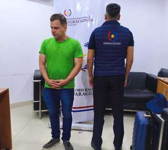 Foto de Silvinei Vasques, ex-diretor da PRF de Bolsonaro, preso no Paraguai