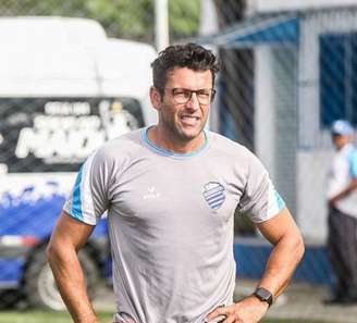 Alberto Valentim teve passagem curta pelo CSA (Foto: Morgana Oliveira/CSA)
