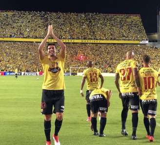 Kaká já esteve no Monumental defendendo o Barcelona de Quayaquil