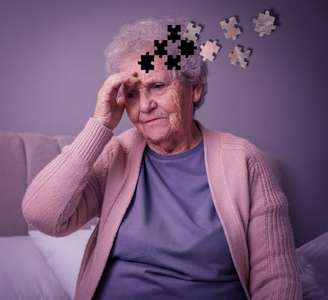Mais pessoas do que nunca estão sendo diagnosticadas com a doença de Alzheimer New Africa/Shutterstock