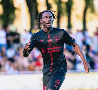 Alamara Djabi em atuação pelo Midjylland, da Dinamarca - 