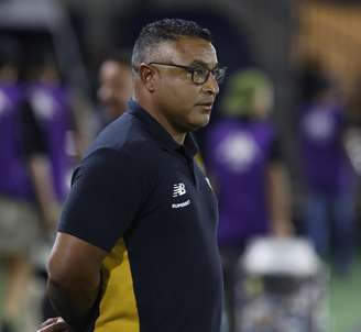 Roger Machado comenta sobre o desempenho do São Paulo. 