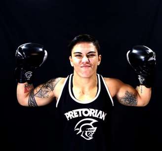 Nova campeã peso-palha do UFC, Jessica Bate-Estaca é patrocinada pela Pretorian (Foto: Divulgação)