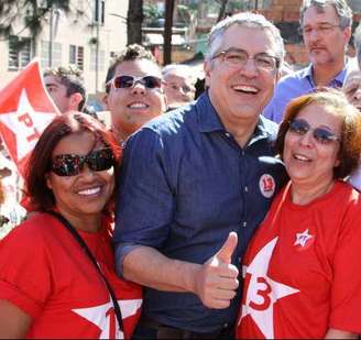 <p>De acordo com a Justiça, emissora deve divulgar agenda do candidato do PT </p>