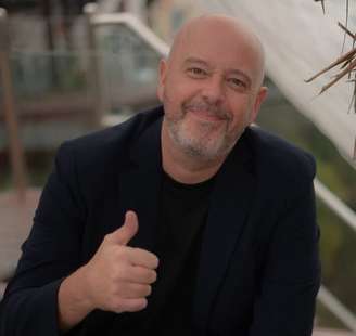 Alex Escobar, jornalista da TV Globo