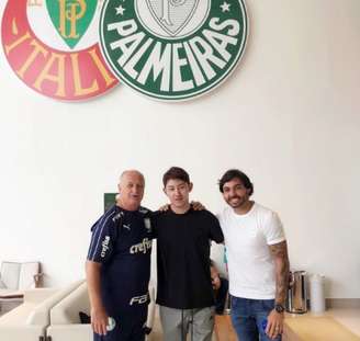 Felipão mantém diálogo frequente com Ricardo Goular, que interessa ao Palmeiras para este ano (Reprodução)