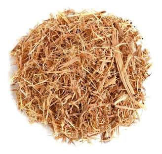 Utilizado há séculos em diferentes culturas, o alcaçuz é uma planta medicinal conhecida por suas propriedades terapêuticas. Destaca-se principalmente pelos possíveis benefícios ao sistema digestivo e respiratório. Apesar disso, seu consumo exige cuidados, pois o uso excessivo pode causar efeitos colaterais.