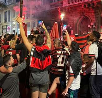 Torcida do Flamengo em Montevidéu (Foto: Divulgação)