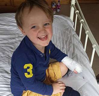 Reuben perdeu as duas pernas abaixo do joelho e sete dedos da mão após falha do hospital