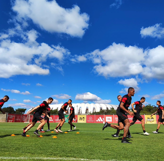 Dragão faz a última preparação para enfrentar o Grêmio no CT Parque do Gigante do Internacional 