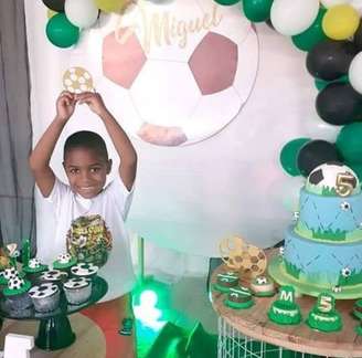 Miguel Otávio Santana da Silva, de 5 anos, tinha o sonho de ser jogador de futebol