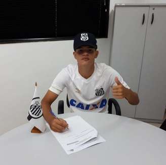 Marcus Molinari assinou contrato com o Santos em 2018. Imagem: reprodução