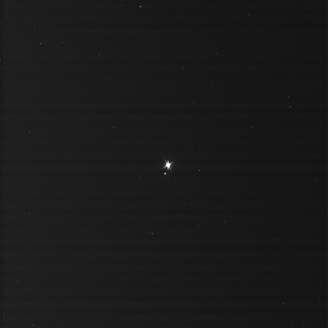 Imagem feita pela sonda Cassini, e ainda não processada pela Nasa, mostra o Sol e a Terra