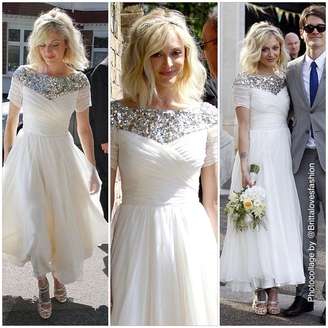 <p>No dia 4 de julho, a apresentadora Fearne Cotton, 32 anos, casou com Jesse Wood, em Londres. A noiva usou um vestido de paetês feito por Jenny Packham,  com armação a partir da cintura até o tornozelo</p>