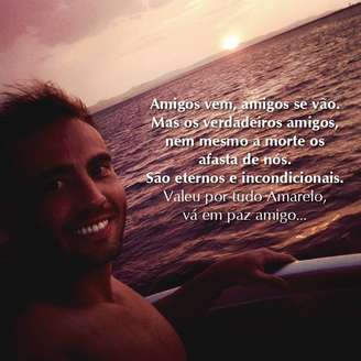 Amigos começam a postar mensagens em redes sociais lamentando a tragédia