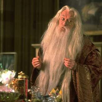 Autora confirmou a homossexualidade de Dumbledore em evento de 2007