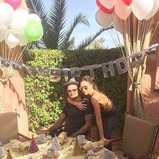 A ex-Spice Girls e estilista, Victoria Beckham, desejou feliz aniversário ao marido