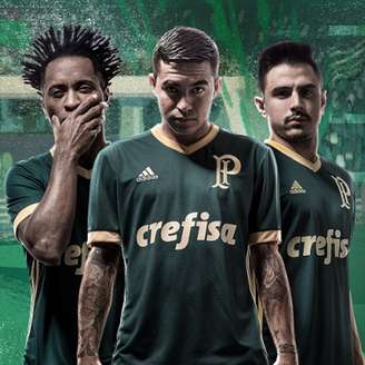 Imagem da nova camisa do Palmeiras, em alusão à Arrancada Histórica (Foto: Divulgação)