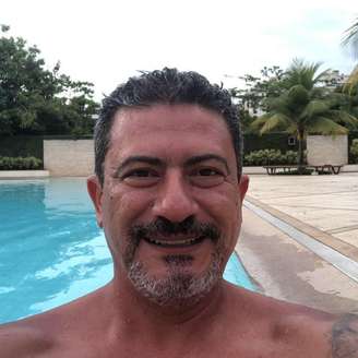 Em janeiro deste ano, o ator se casou com Cybelle Hermínio Costa, mas a união teve fim em outubro