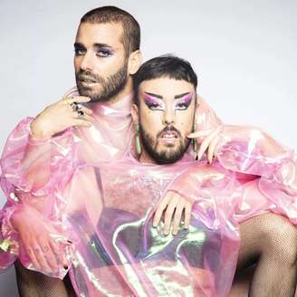 Na apresentação que acontecerá na Casa Natura Musical, a dupla Fado Bicha divide o palco com Davi Sabbag