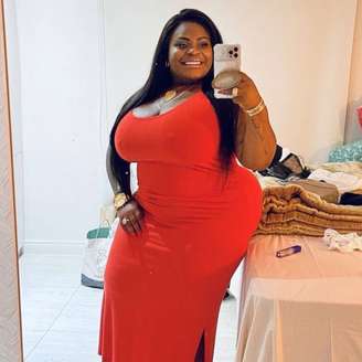 A artista acrescentou que deseja aprender cada vez mais sobre letramento racial e empoderamento, com o objetivo de criar seus futuros filhos livres de preconceitos