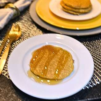 PANQUECA DE BANANA COM AVEIA